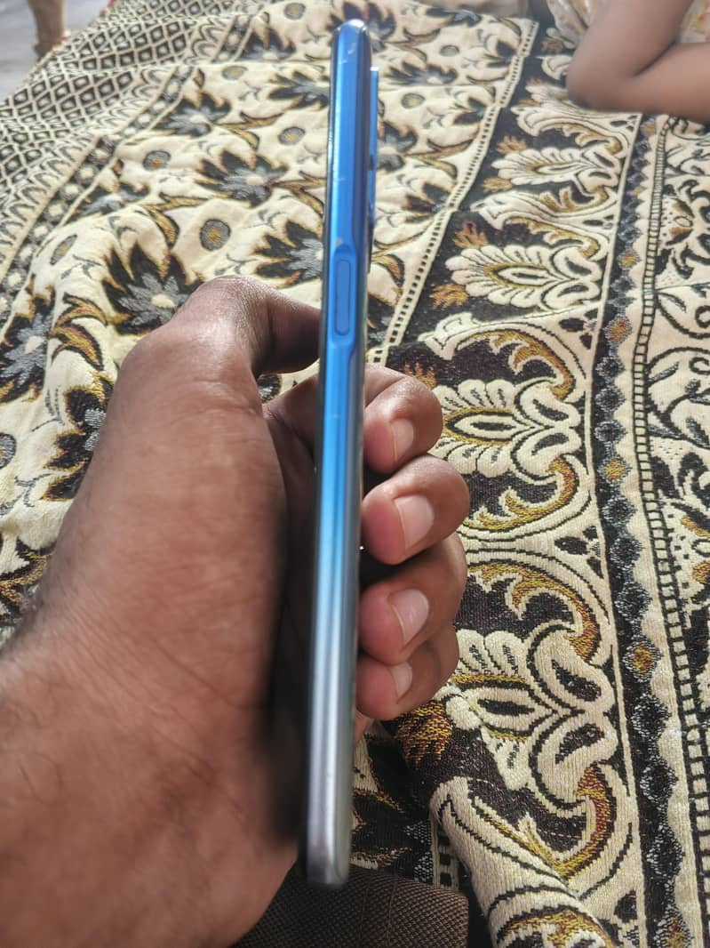OPPO A54 1