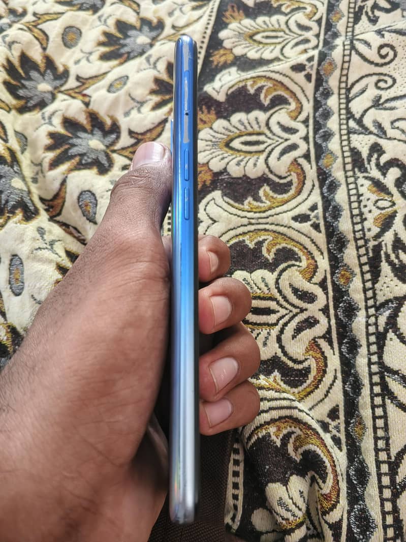 OPPO A54 3