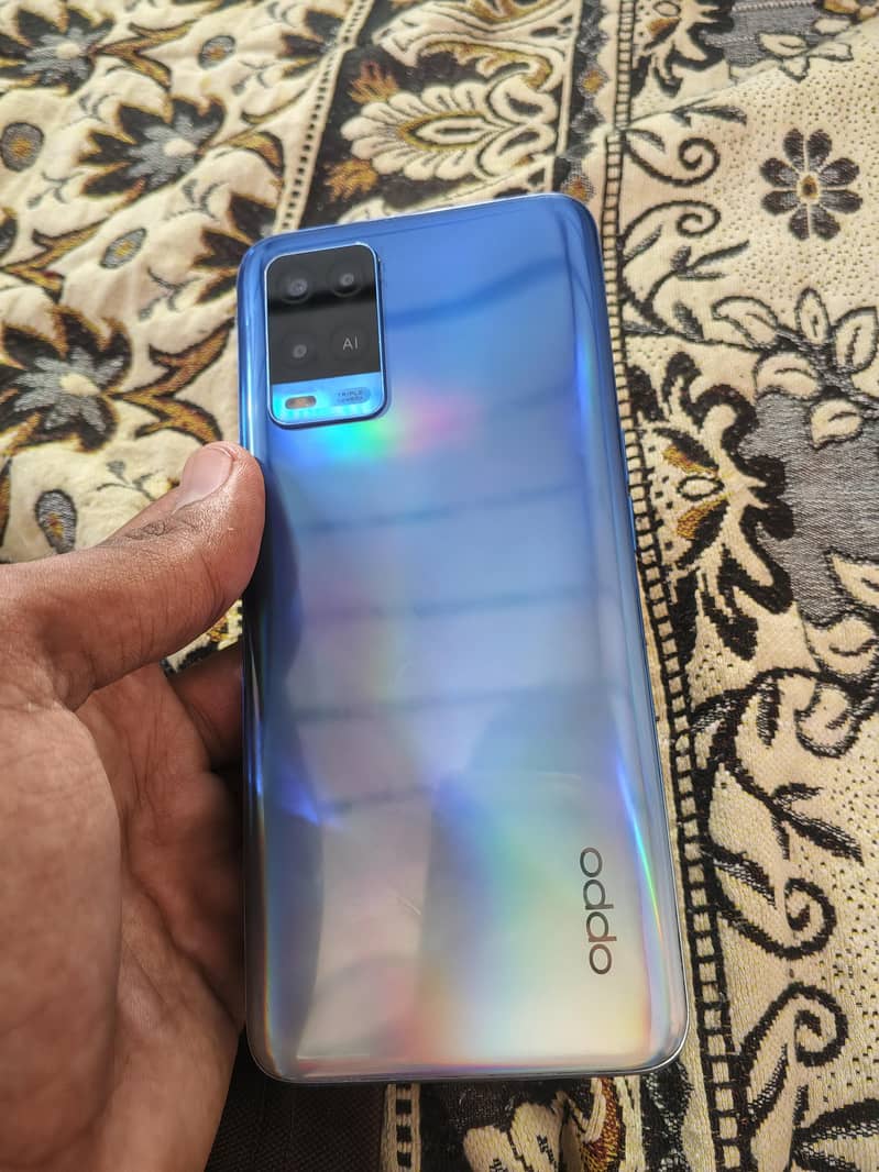 OPPO A54 4