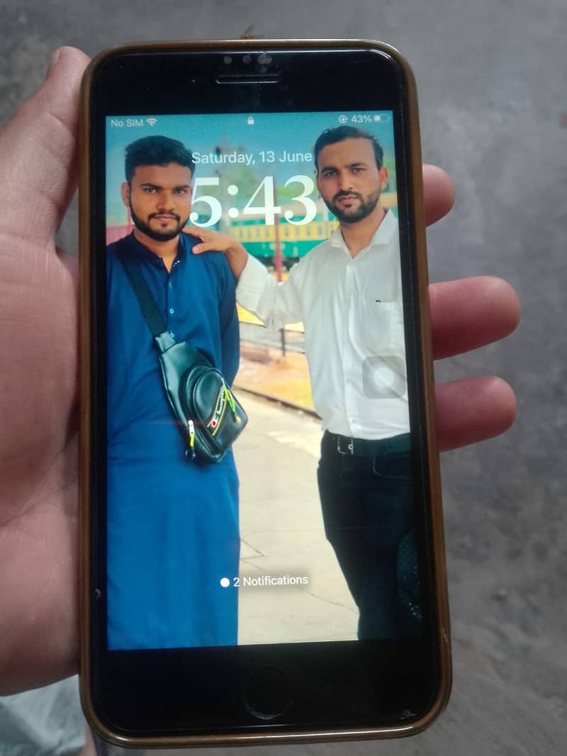 iPhone 8 Plus 64 GB 1
