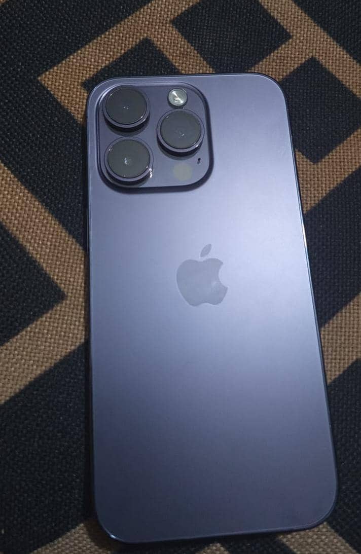 iphone 14. pro 0