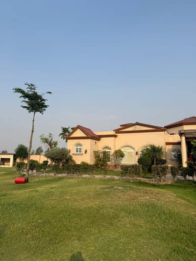 Farmhouse with Pool Available Per Day Rent 50k