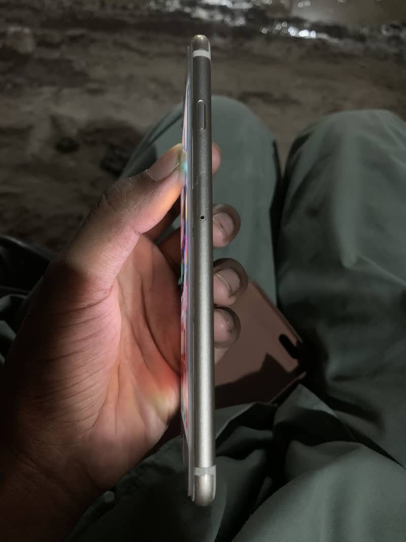 Apple iPhone 6S Plus 128 GB 1