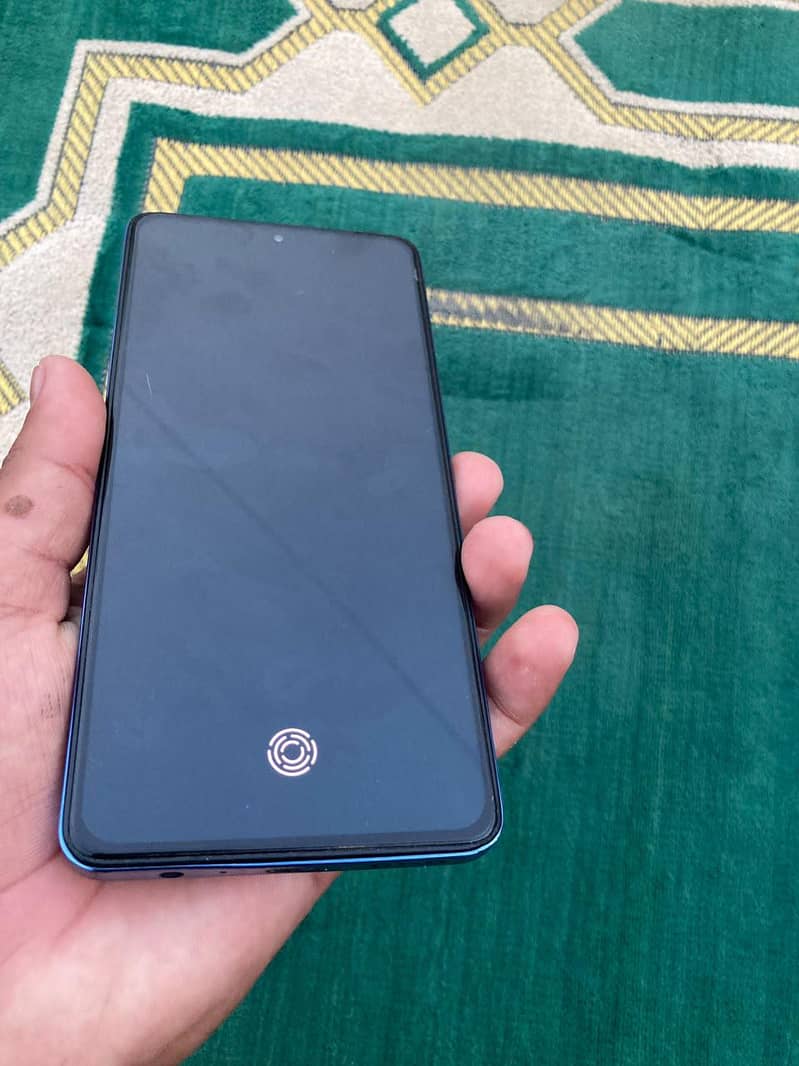 Tecno CAMON 20 2