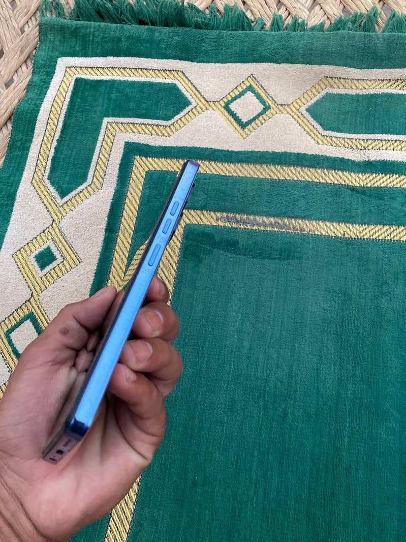 Tecno CAMON 20 4