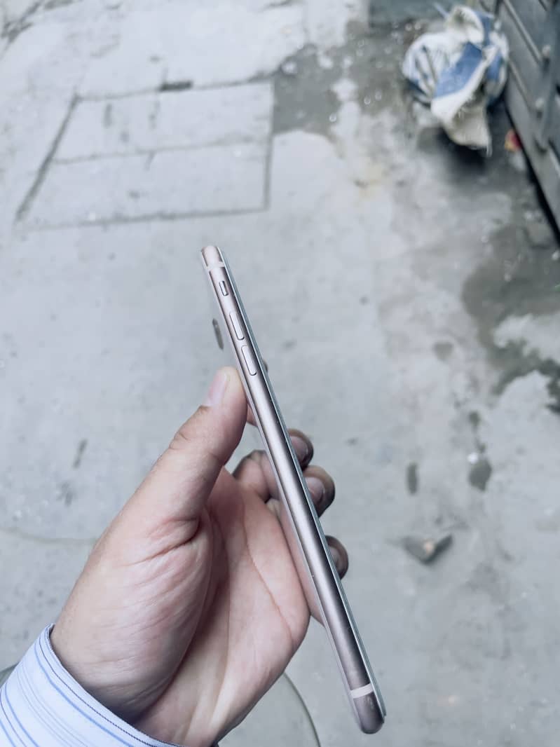 Iphone8 plus 1
