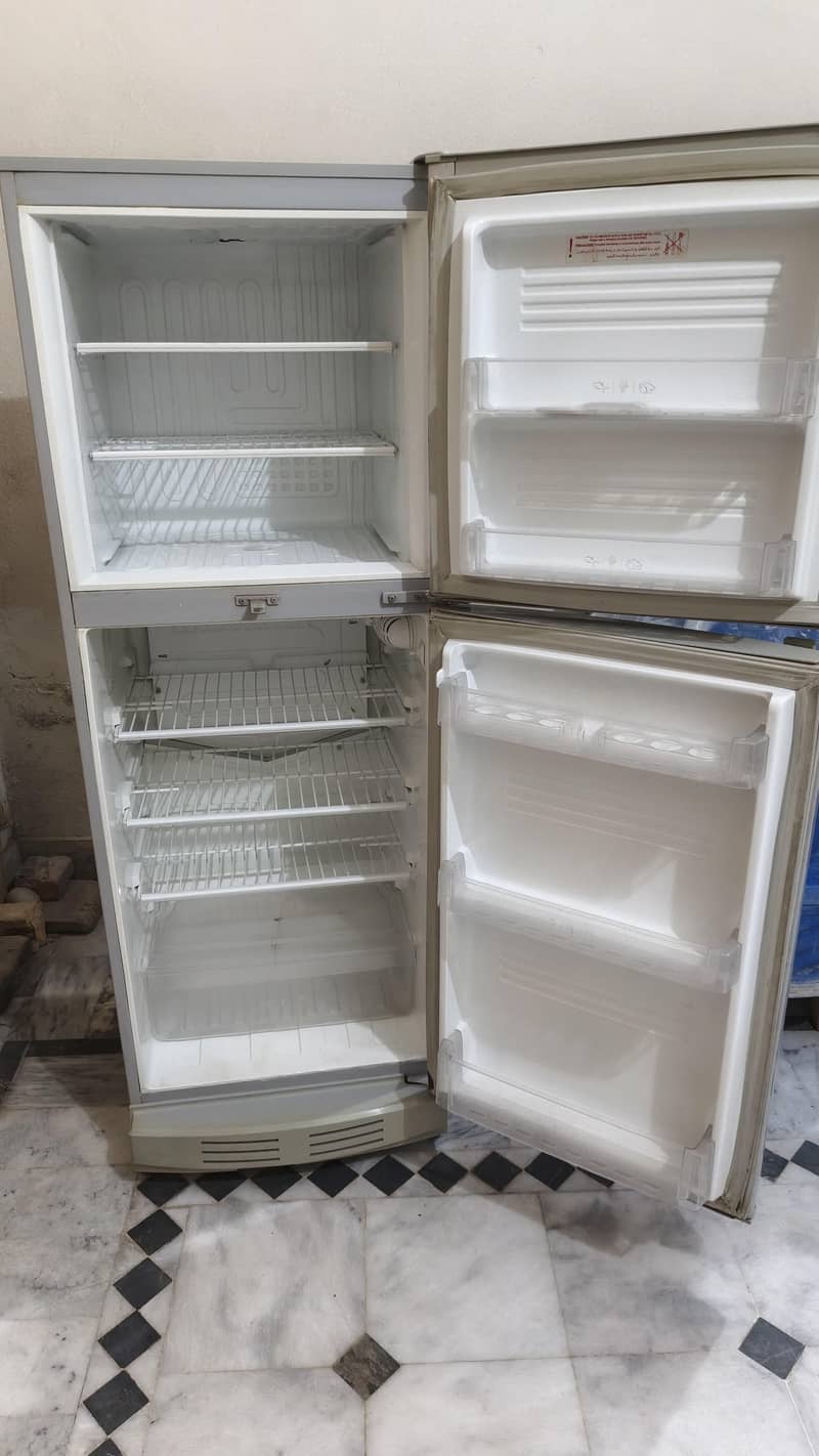Pell refrigerator 1