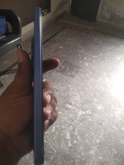 Infinix Hot 60 i