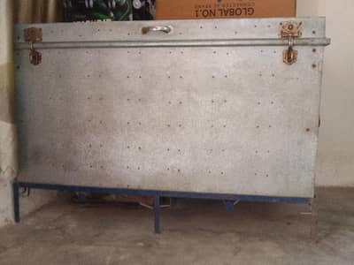 Patti  for Sale full size good condition with Stand