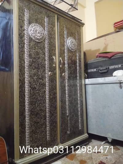 iron almari gd conditions in lalukhet details parhen 03112984471