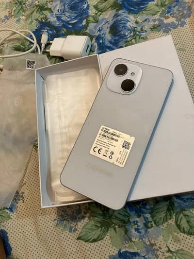 Tecno spark 40c condition 10/10 all ok with box and charger