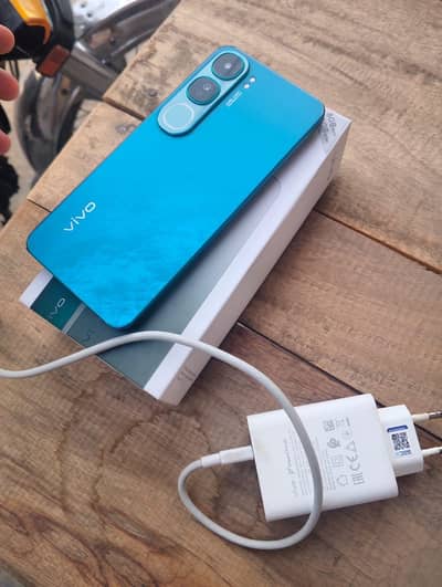 Vivo Y200 8/256 like a new condition