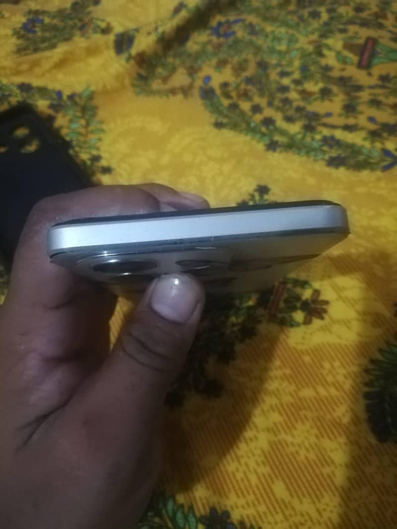 OPPO A3 5