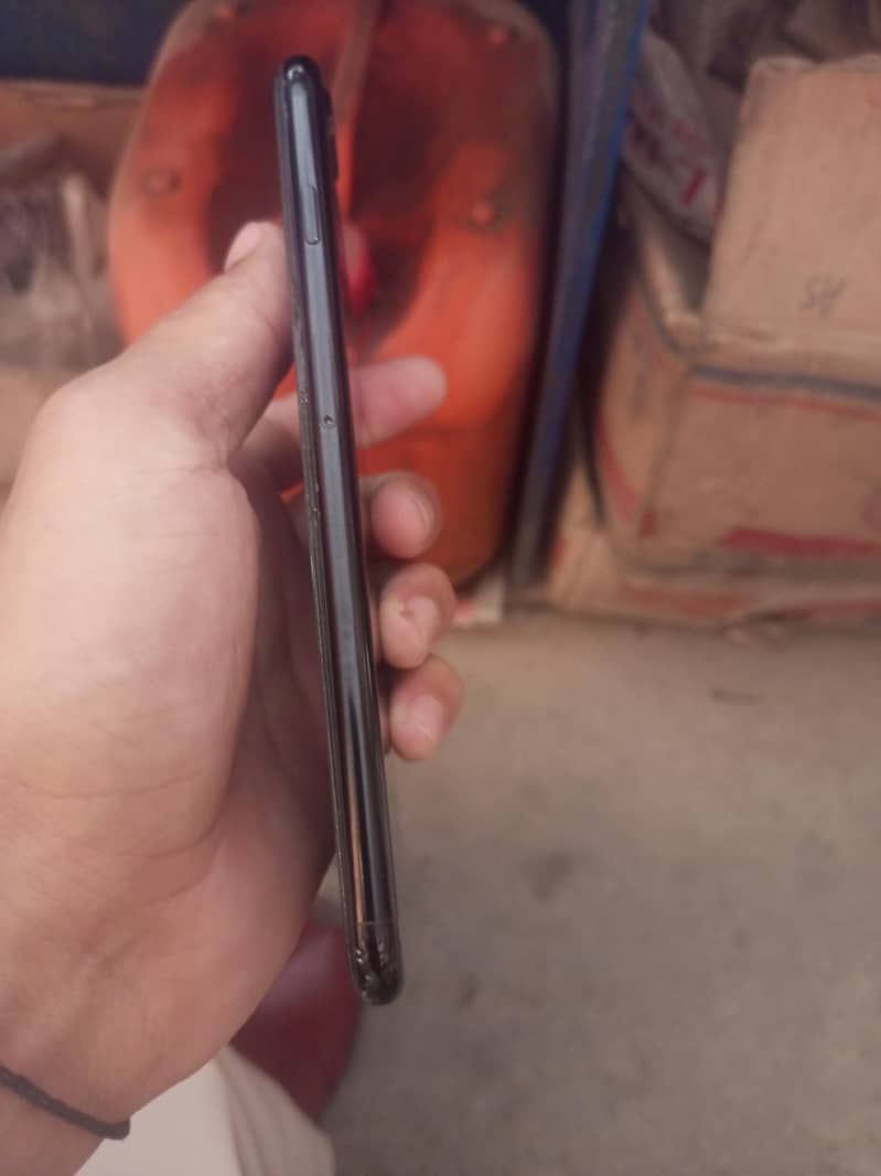 Apple iPhone 7 Plus 2