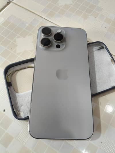 Apple iPhone 15 Pro Max