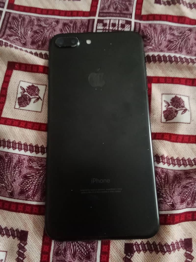Apple iPhone 7 Plus 0