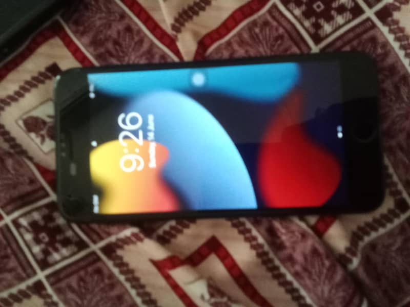 Apple iPhone 7 Plus 3