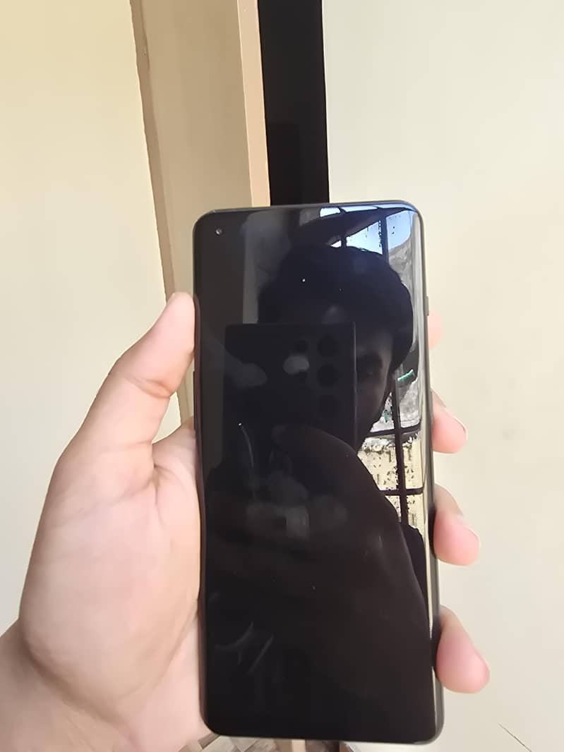 One Plus 10 Pro 6