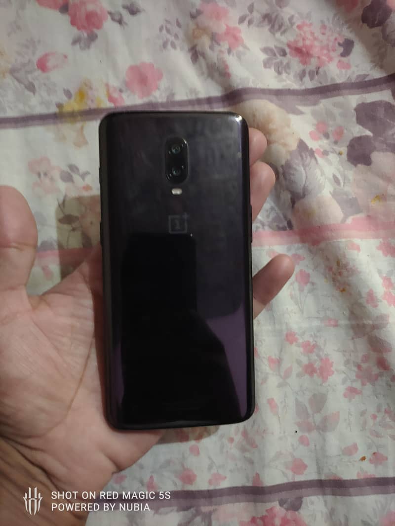 One Plus 6T 1