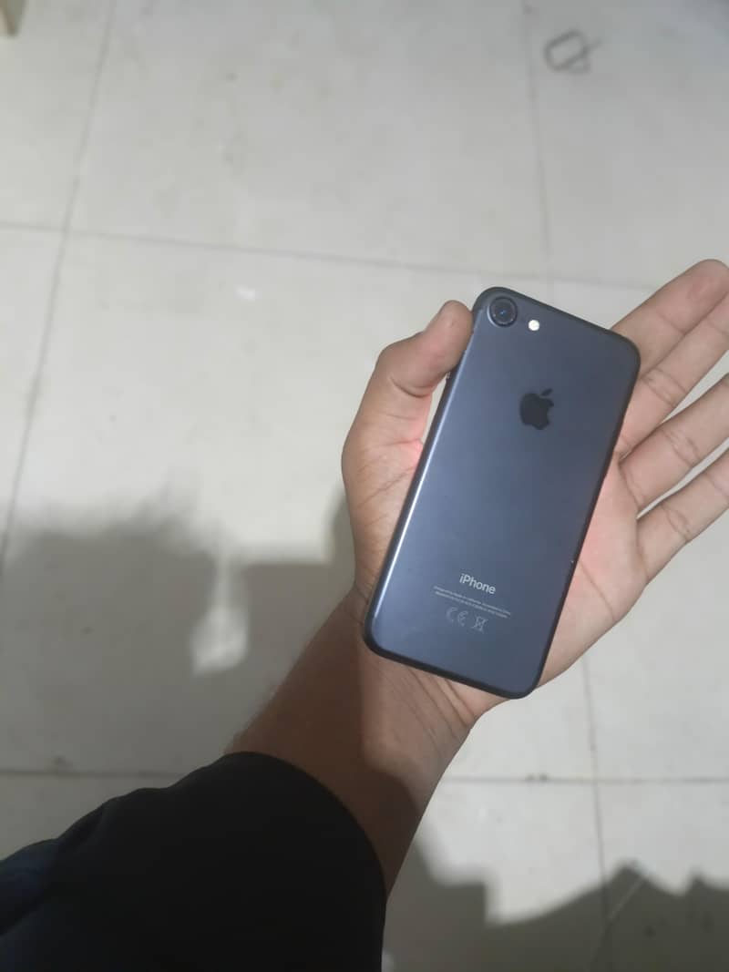 iPhone 7 0