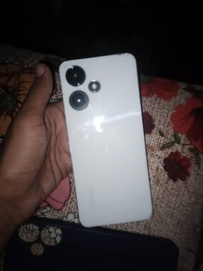 Infinix Hot 30 Play