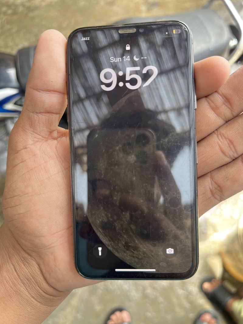 Apple iPhone X 1
