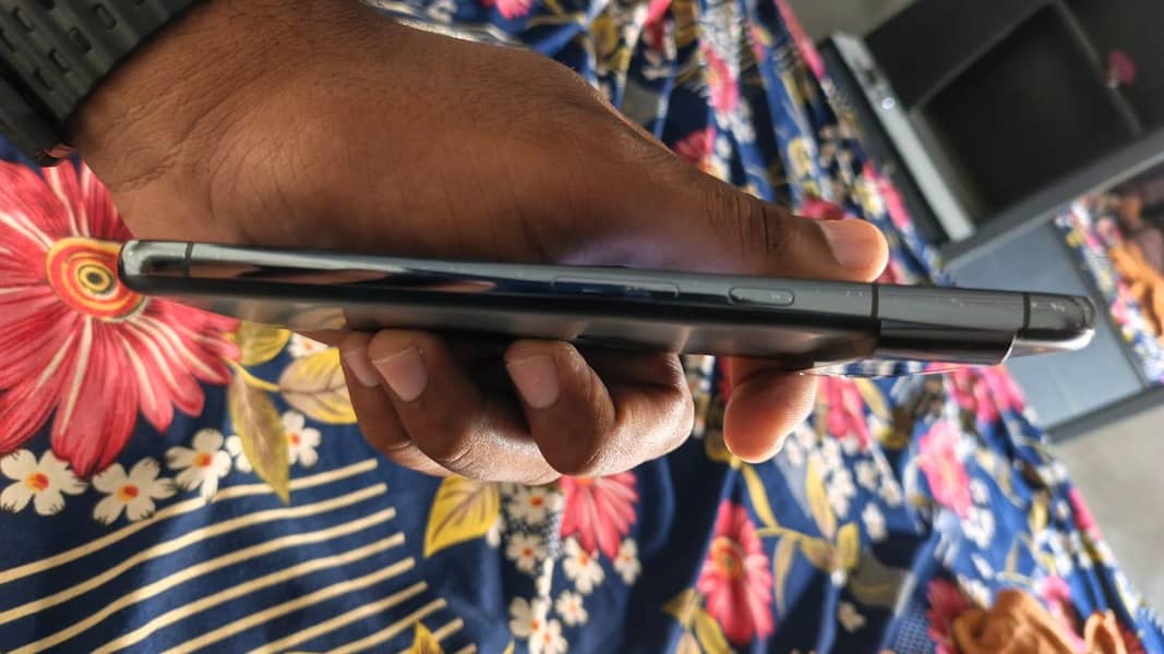 Google Pixel 8 Pro 2