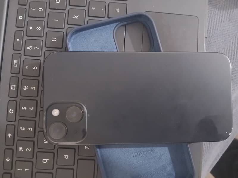 Apple iPhone 15 plus 0
