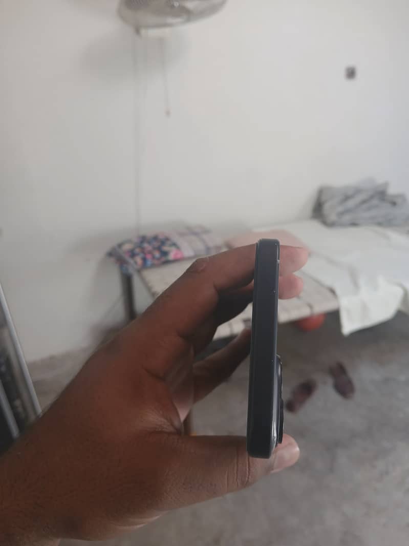 Apple iPhone 15 plus 3