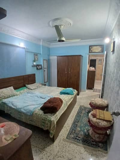 Flat for Rent, 3bed DD flat, Road Facing, Near Johar-Mor KHI