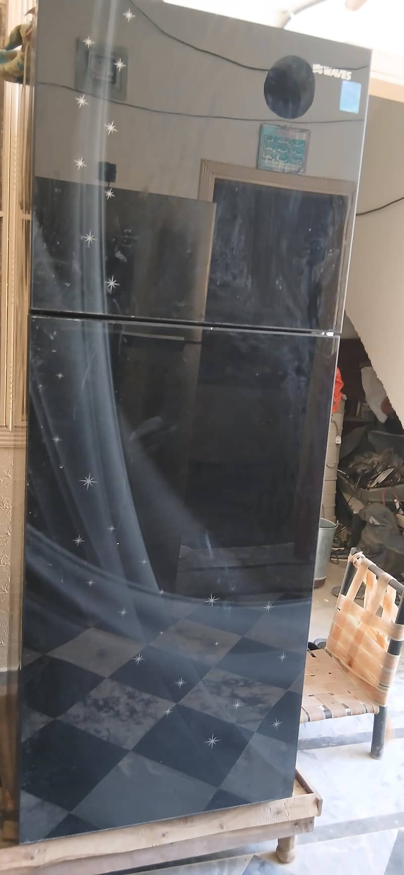 WAVES REFRIGRATOR Urgent 0
