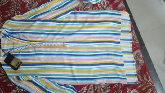 khaadi lawn shirt  small size good condition
