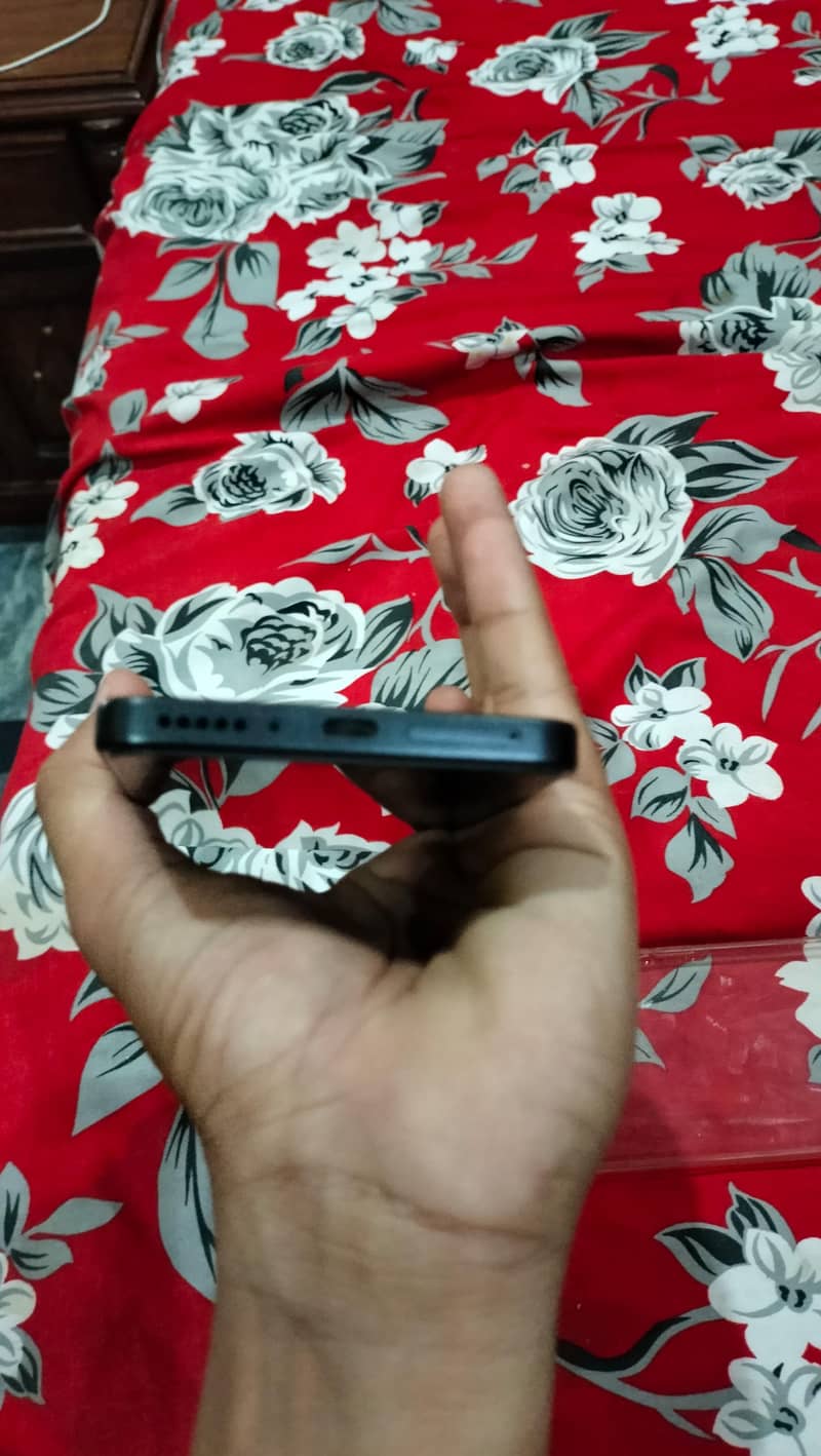 Xiaomi Redmi Note 13 4