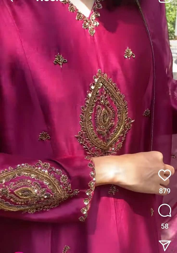 ہر قسم کے لیڈیز سوٹ ڈیزائن اور ہینڈ ایمبرائیڈری کا کام دستیاب 1
