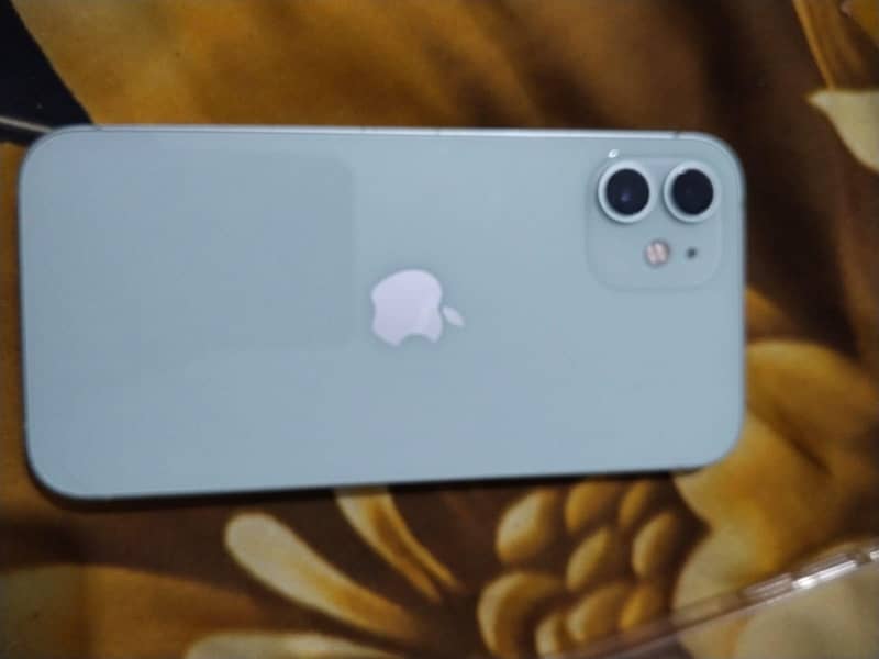 Apple iPhone 12 2