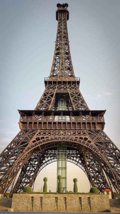 1 BHK Eiffel View Apartment Bahria Town Lahore