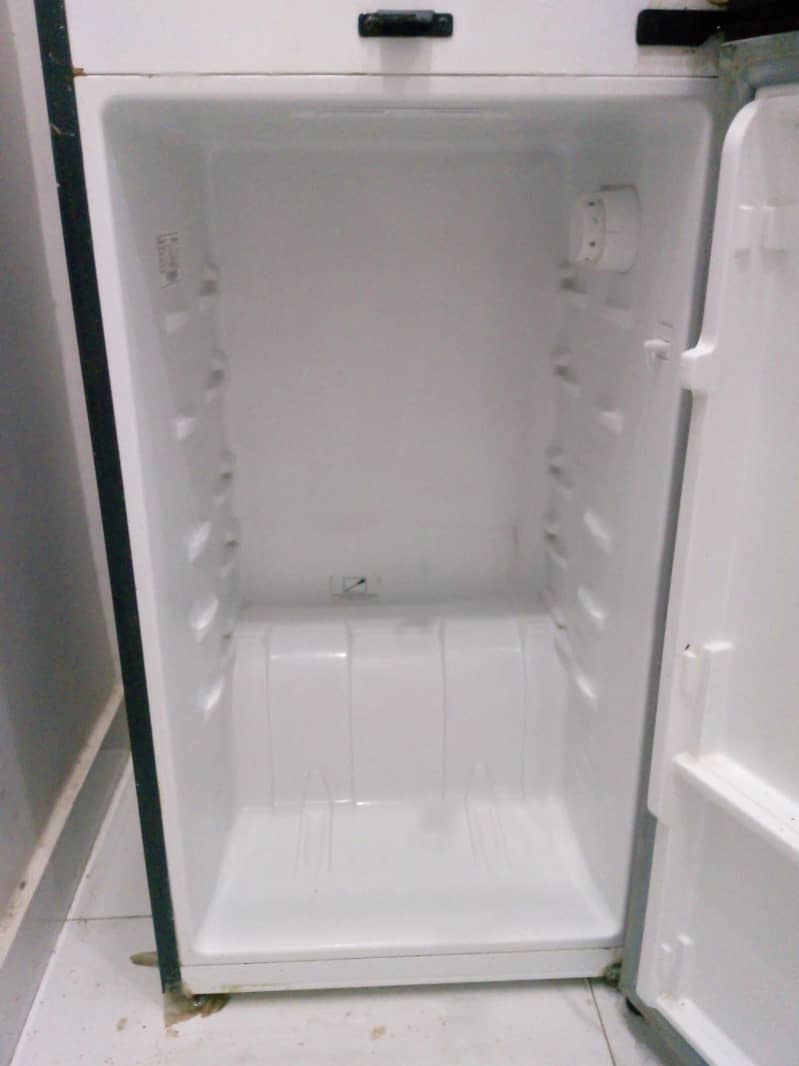 Fridge 0