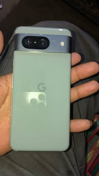 Google pixel 8