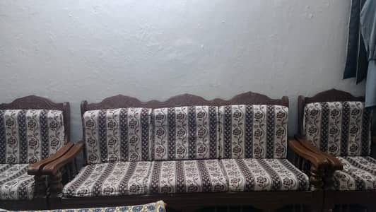 5 Seater wooden Sofa set for Sale