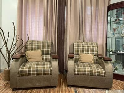 7 seater sofa set good condition for sale