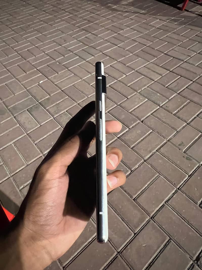 Google Pixel 6 Pro 2