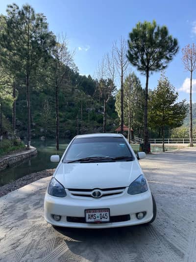 Toyota Platz 2007
