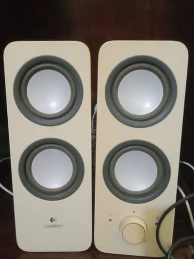 Logitech branded speakers best quality like woofers