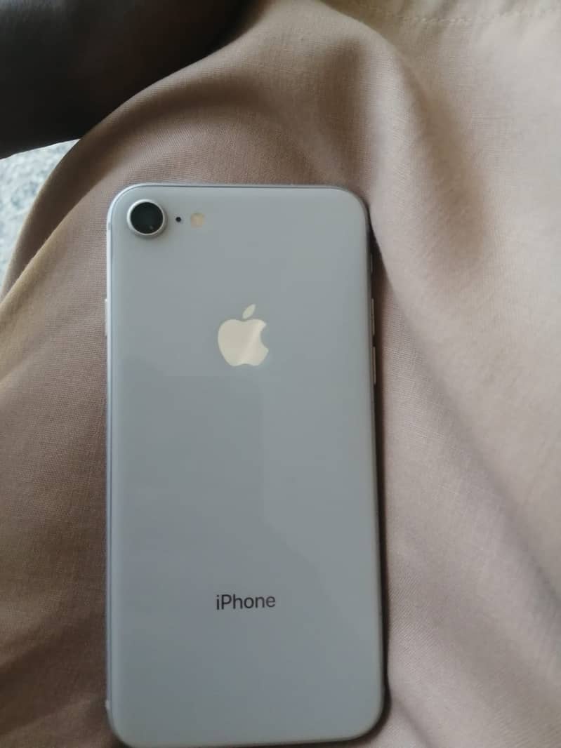 Apple iPhone 8 6