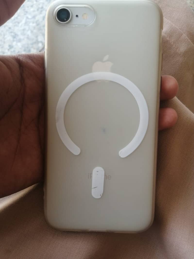 Apple iPhone 8 7