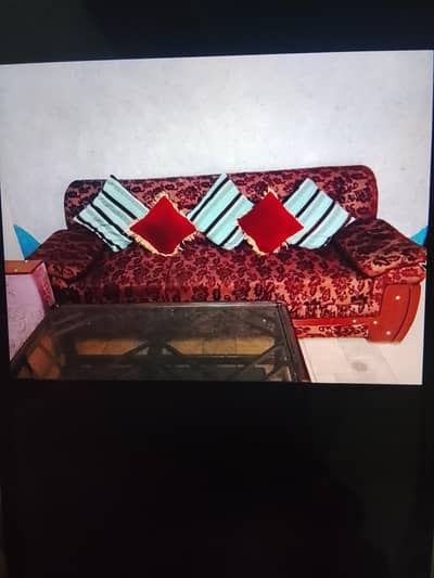 sofa for sell