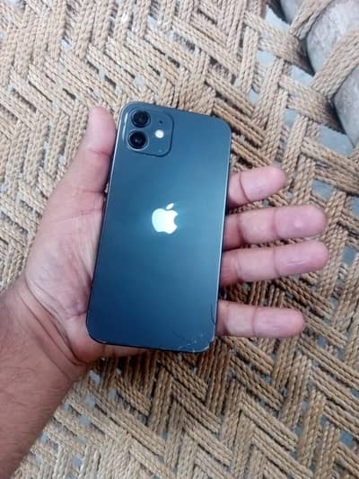 Apple iPhone 12