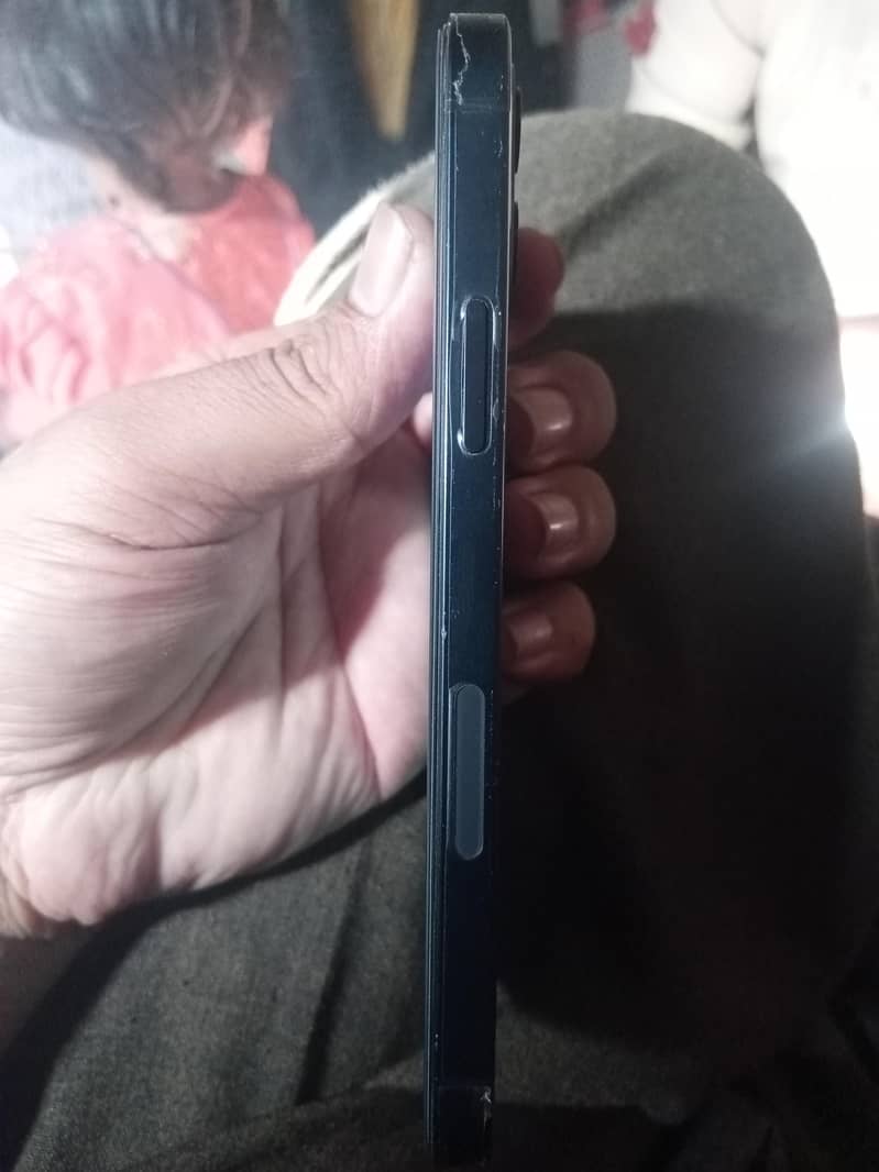 Apple iPhone 12 8