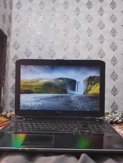 Dell Latitude E5530 non-vPro.