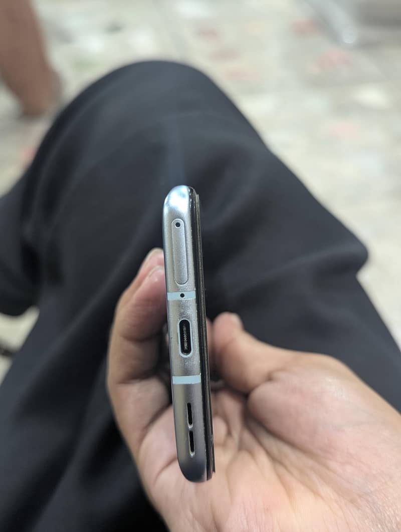 One Plus 9R 4